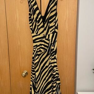 Size small leopard print in the front dress! Warn one time for one hour